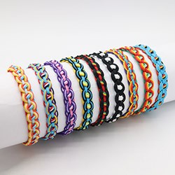 PULSERA DE HILO