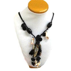 COLLAR DE CONCHA