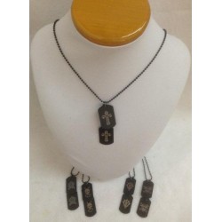 COLLAR DE METAL
