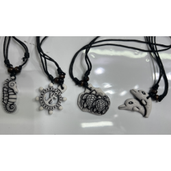 COLLAR DE RESINA