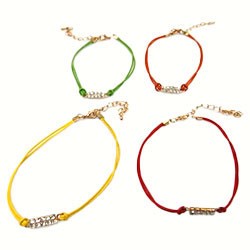 PULSERA DE METAL / HILO