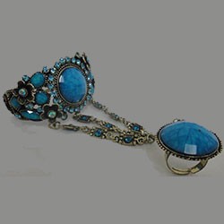 PULSERA / ANILLO DE METAL / ACRILICO