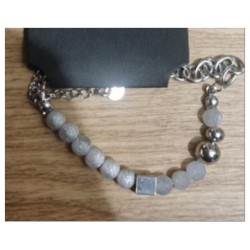 COLLAR DE METAL